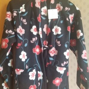 Plush Pansy pocketed jacket with matching covered button closing